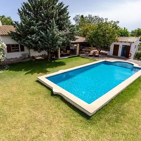 3 Bedrooms With Pool Near By Renthousing * Pollenca