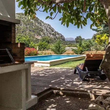 Holiday home 3 Bedrooms With Pool Near By Renthousing *